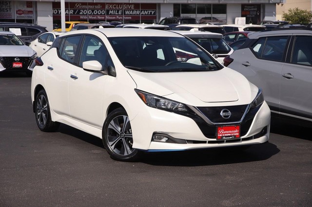 Used 2021 Nissan Leaf SV Plus with VIN 1N4BZ1CV2MC555957 for sale in Hazelwood, MO