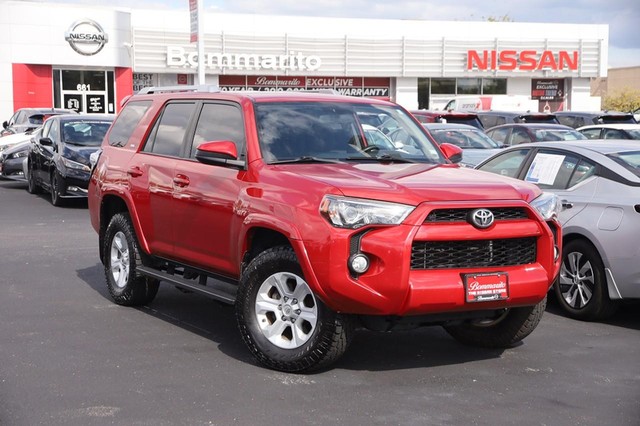 Used 2018 Toyota 4Runner SR5 with VIN JTEBU5JR0J5484579 for sale in Hazelwood, MO