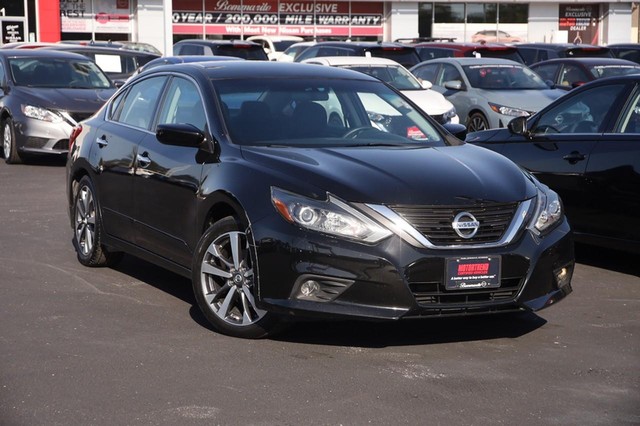 Used 2016 Nissan Altima SR with VIN 1N4AL3AP9GC130334 for sale in Hazelwood, MO