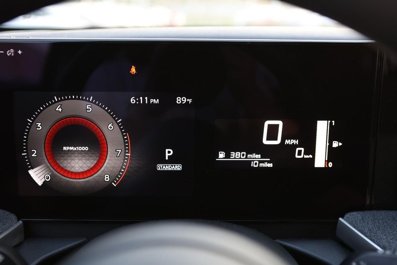 Nissan Kicks Vehicle Image 11