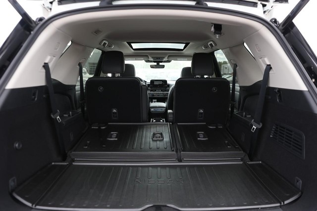 Nissan Pathfinder Vehicle Image 08