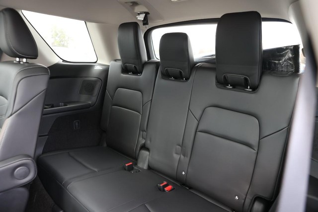 Nissan Pathfinder Vehicle Image 29