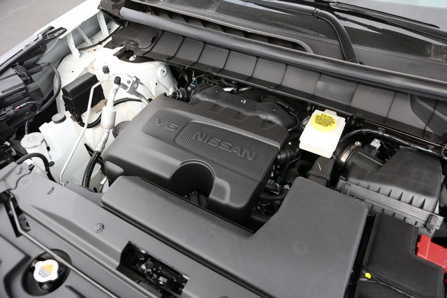 Nissan Pathfinder Vehicle Image 34
