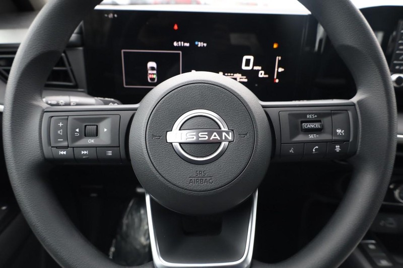 Nissan Kicks Vehicle Image 10