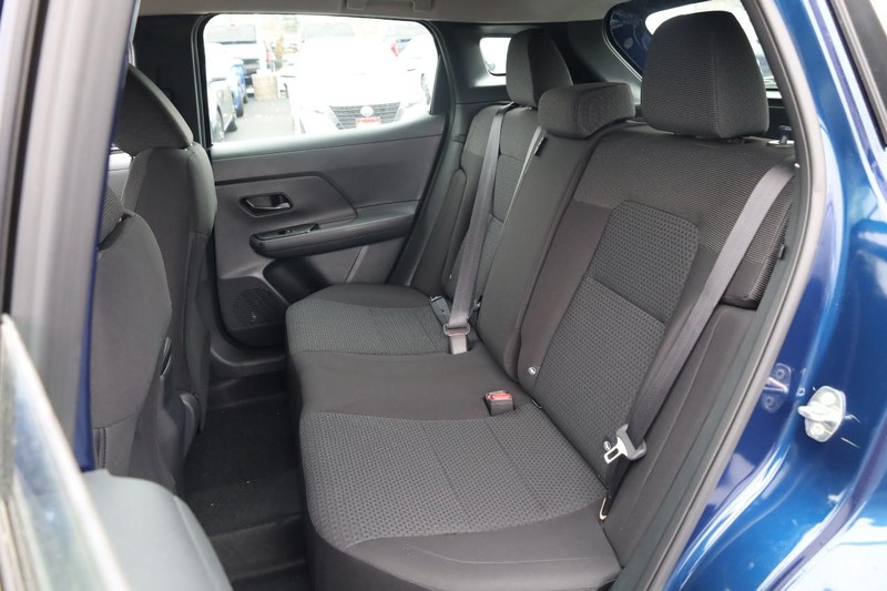 Nissan Kicks Vehicle Image 20