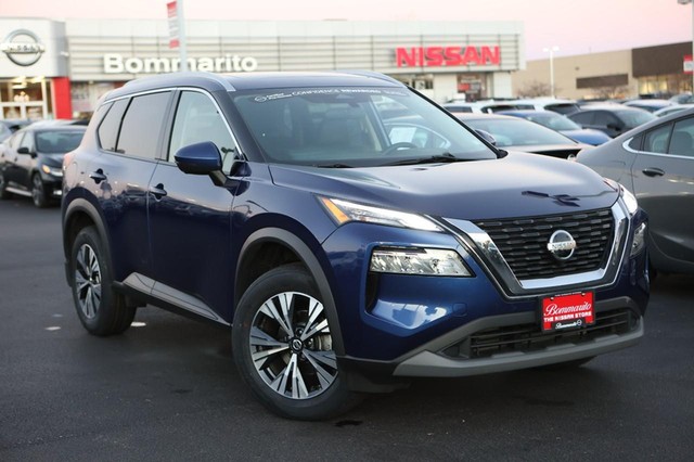 Used 2021 Nissan Rogue SV with VIN 5N1AT3BB6MC824371 for sale in Hazelwood, MO