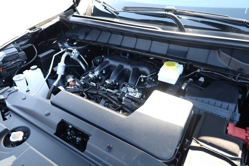 Nissan Pathfinder Vehicle Image 29