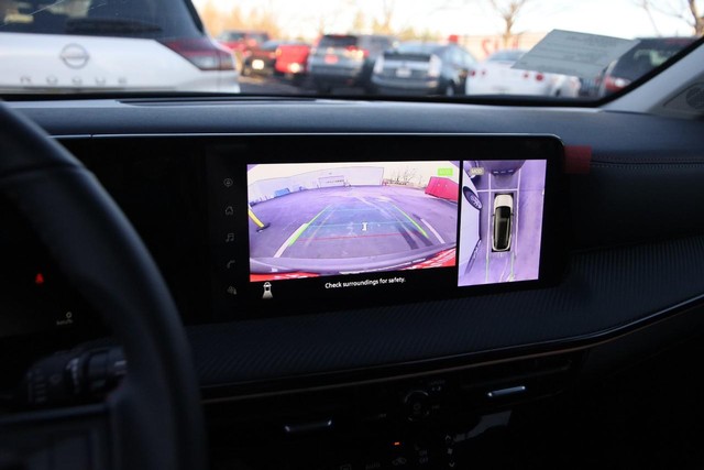 Nissan Kicks Vehicle Image 16