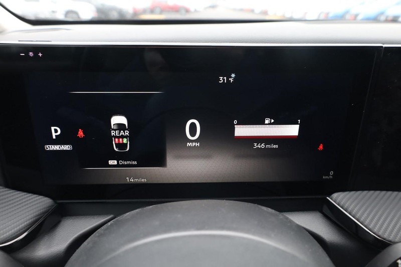 Nissan Kicks Vehicle Image 11