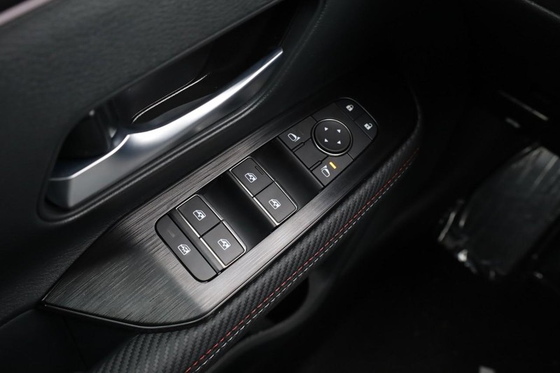 Nissan Kicks Vehicle Image 20