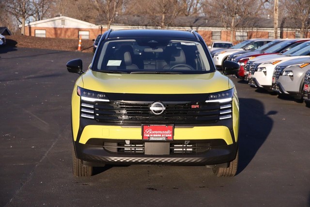 Nissan Kicks Vehicle Image 05