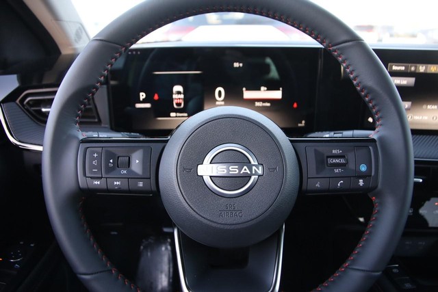 Nissan Kicks Vehicle Image 10