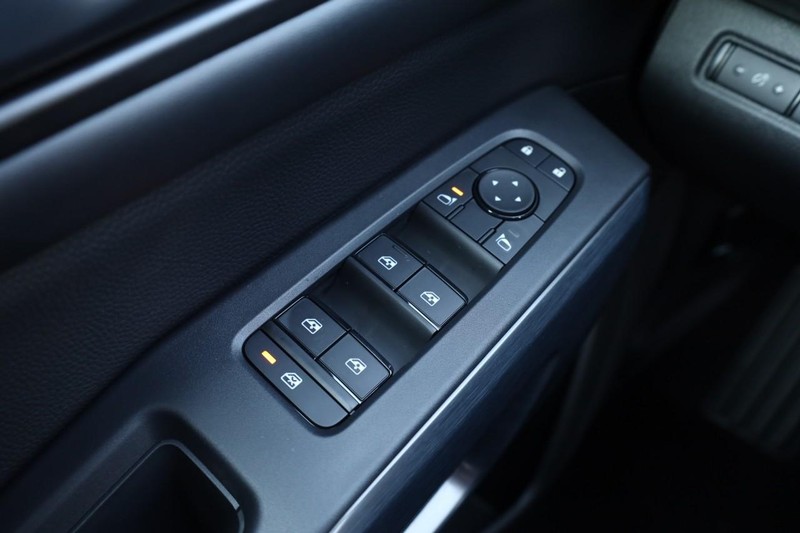 Nissan Pathfinder Vehicle Image 20
