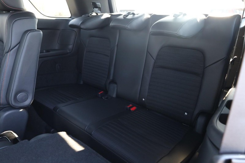Nissan Pathfinder Vehicle Image 23
