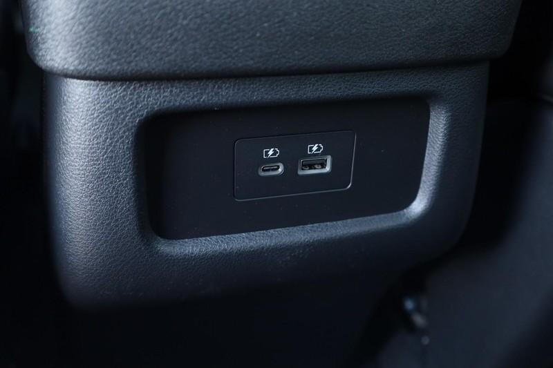 Nissan Pathfinder Vehicle Image 25