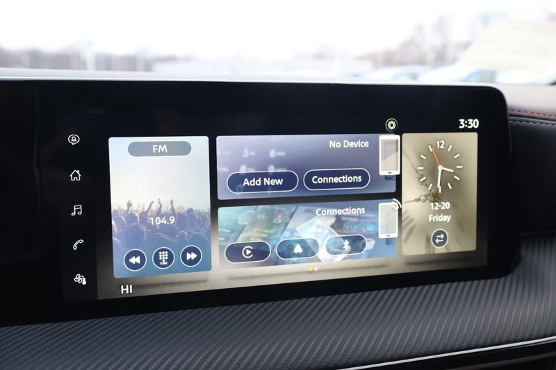 Nissan Kicks Vehicle Image 13