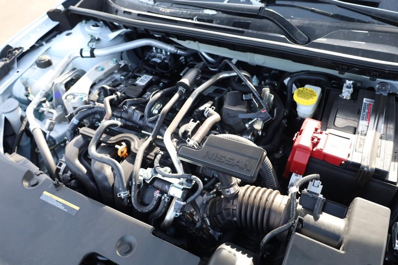 Nissan Sentra Vehicle Image 26