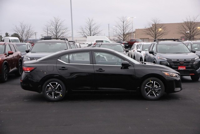 Nissan Sentra Vehicle Image 06