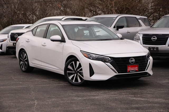 Used 2024 Nissan Sentra SV with VIN 3N1AB8CV7RY202991 for sale in Hazelwood, MO