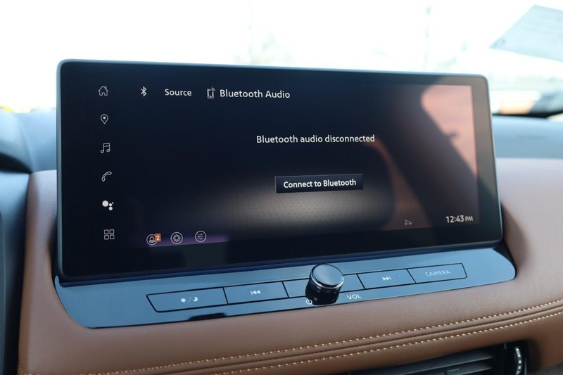 Nissan Rogue Vehicle Image 14