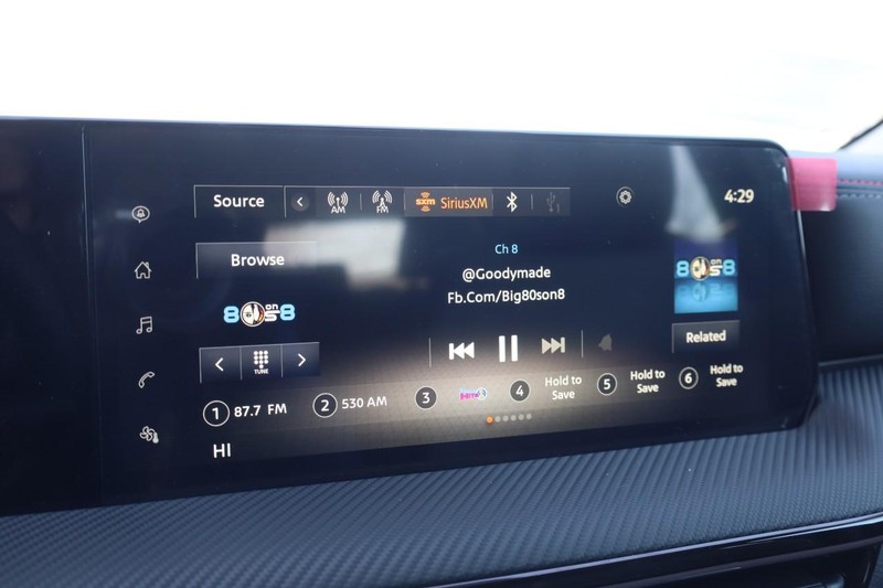 Nissan Kicks Vehicle Image 14