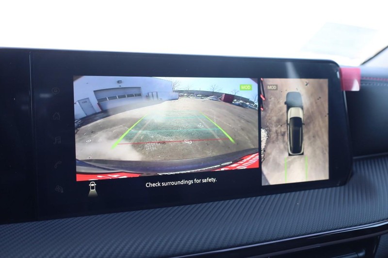 Nissan Kicks Vehicle Image 15