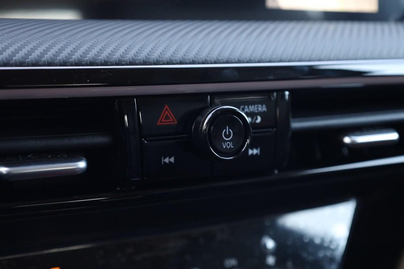 Nissan Kicks Vehicle Image 16