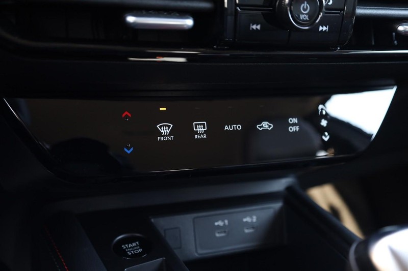 Nissan Kicks Vehicle Image 17