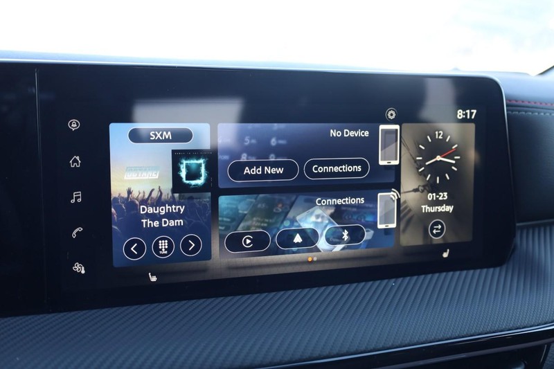 Nissan Kicks Vehicle Image 14