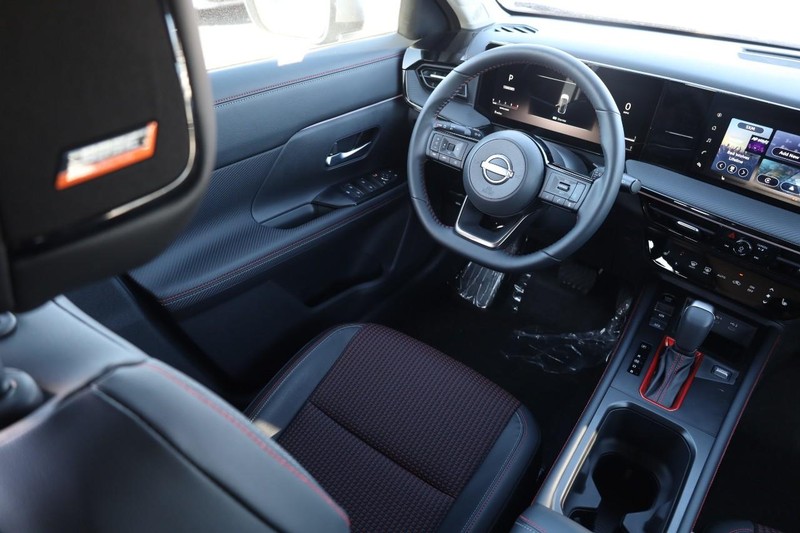 Nissan Kicks Vehicle Image 26