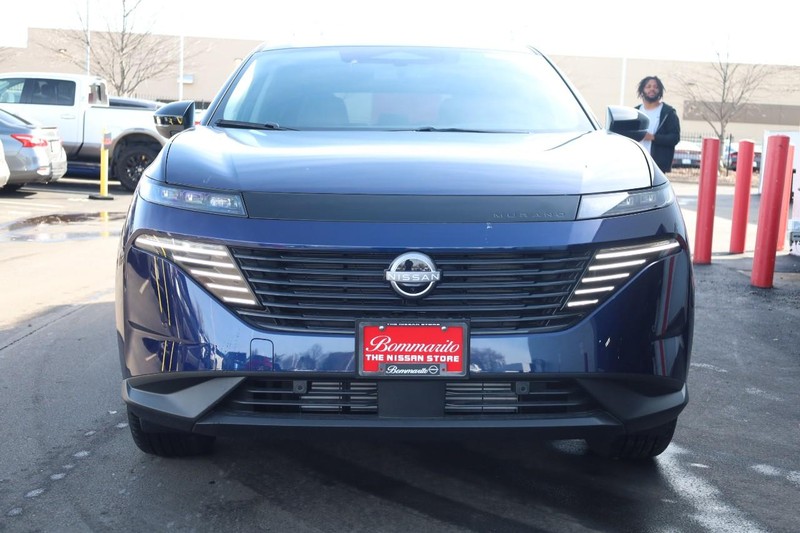 Nissan Murano Vehicle Image 05