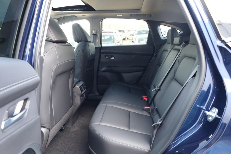 Nissan Murano Vehicle Image 23