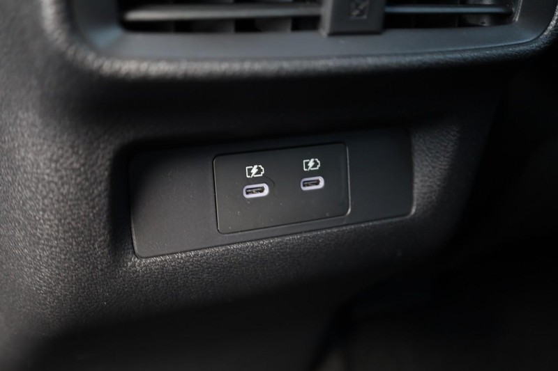 Nissan Murano Vehicle Image 24