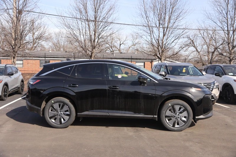 Nissan Murano Vehicle Image 06