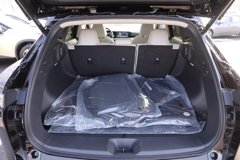 Nissan Murano Vehicle Image 10