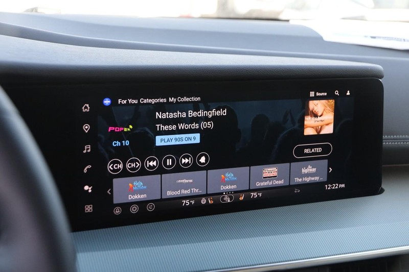 Nissan Murano Vehicle Image 20