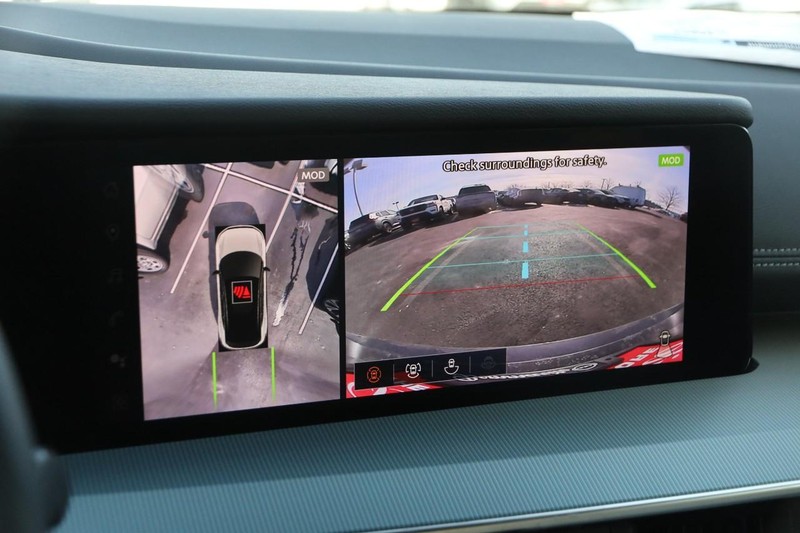 Nissan Murano Vehicle Image 21