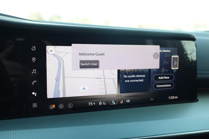 Nissan Murano Vehicle Image 14