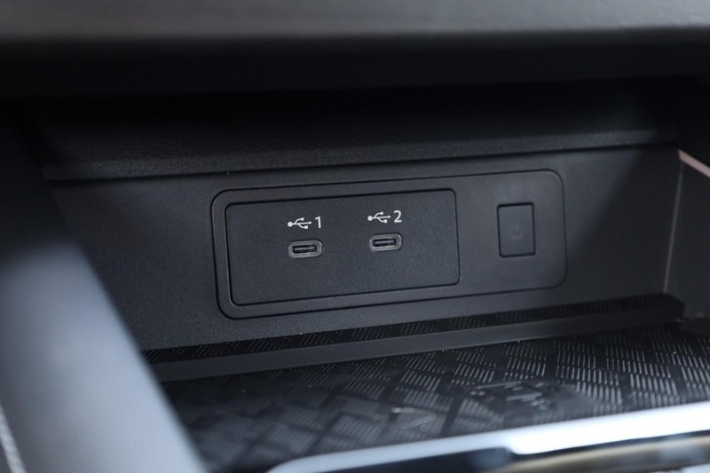 Nissan Murano Vehicle Image 17