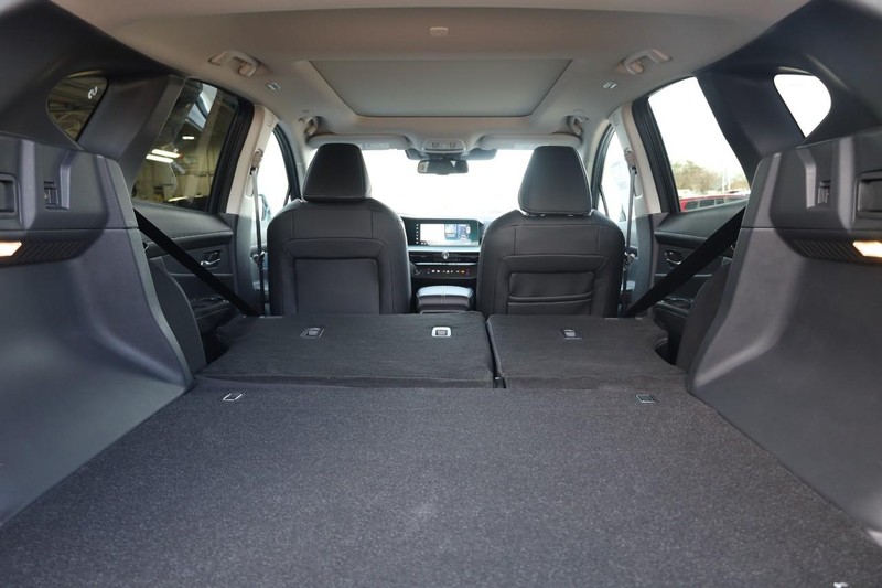 Nissan Murano Vehicle Image 09