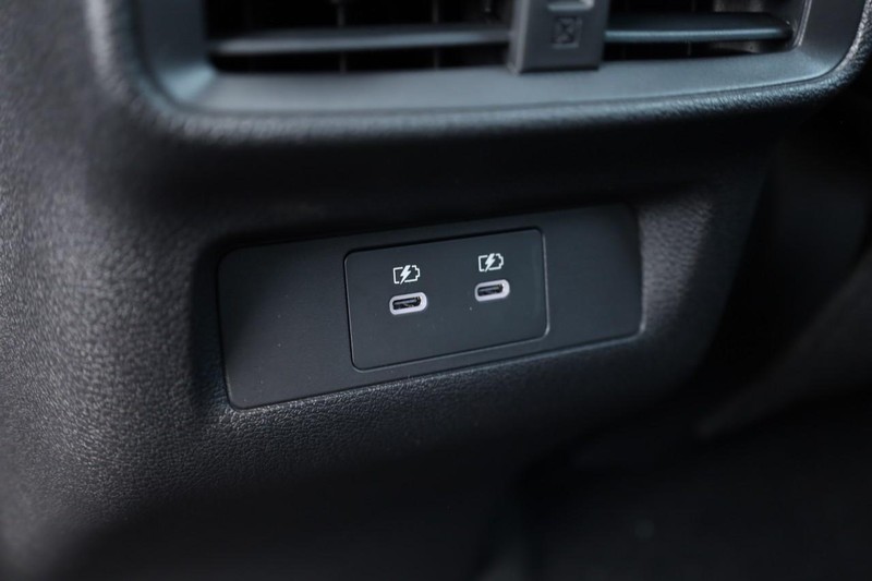 Nissan Murano Vehicle Image 24
