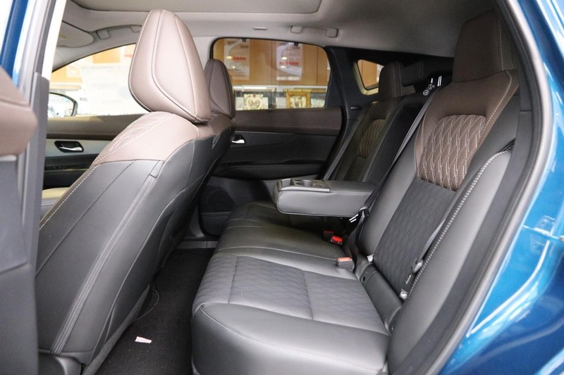 Nissan Murano Vehicle Image 10