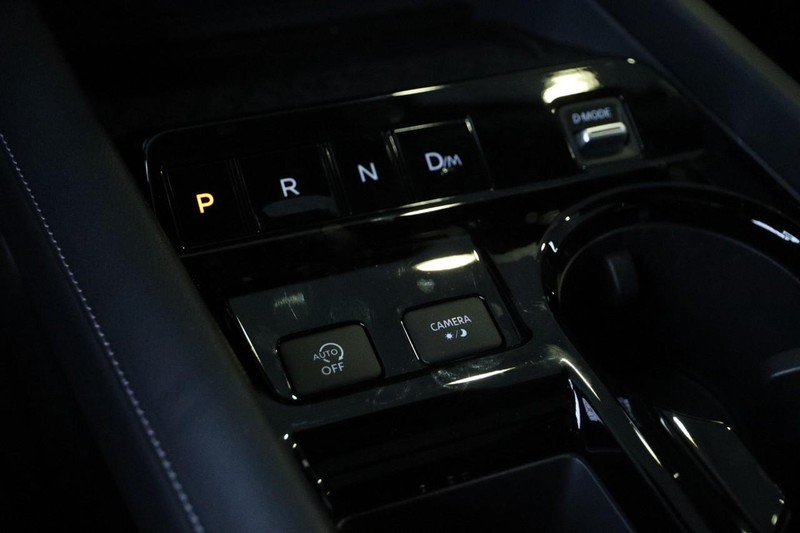 Nissan Murano Vehicle Image 19