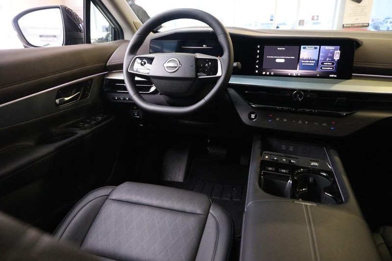 Nissan Murano Vehicle Image 22