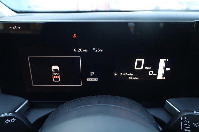 Nissan Kicks Vehicle Image 12