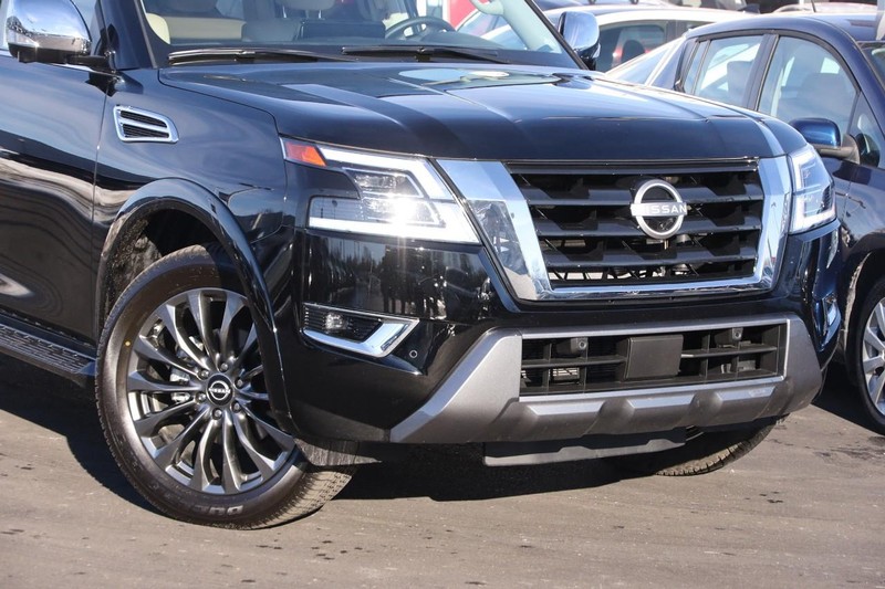 Nissan Armada Vehicle Image 03