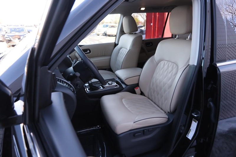 Nissan Armada Vehicle Image 12