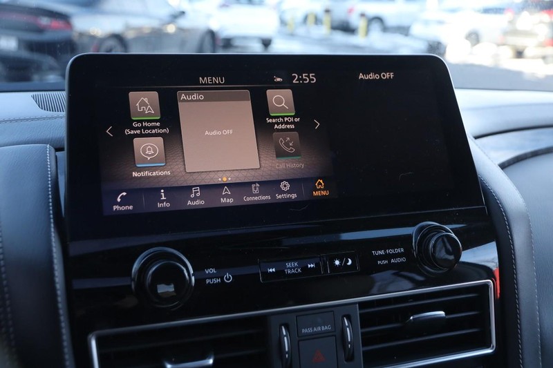 Nissan Armada Vehicle Image 20