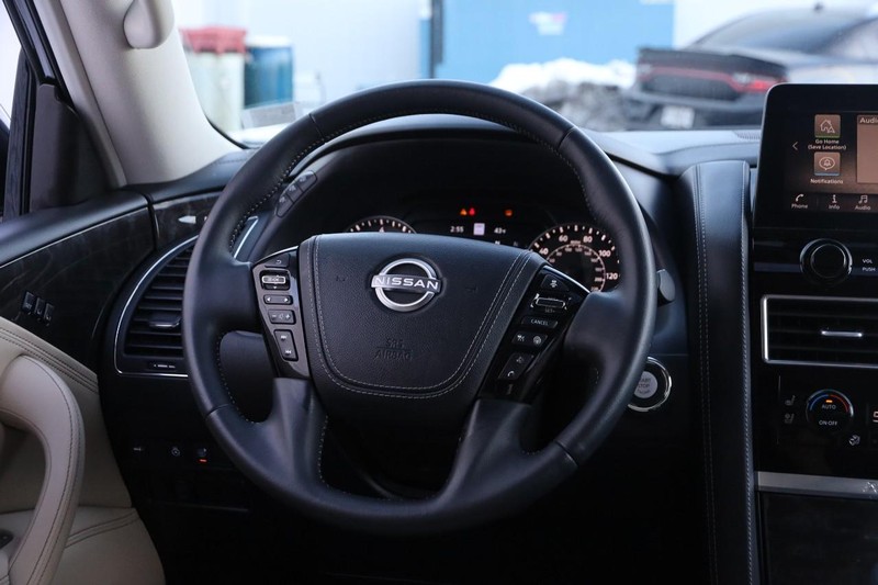 Nissan Armada Vehicle Image 28