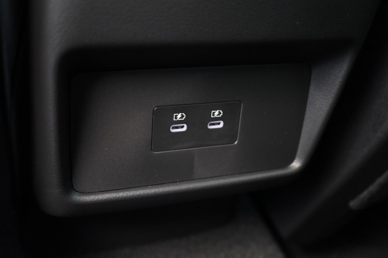Nissan Rogue Vehicle Image 24